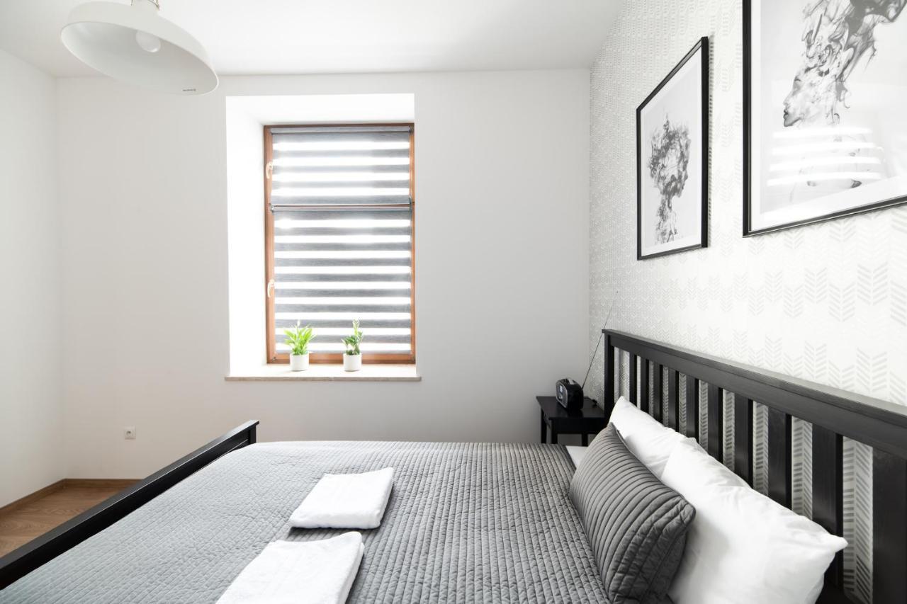 Neo Unique & Bright Apartments, Free Parking, 15Min Old Town & Kazimierz - By Homelike Krakow Exterior photo