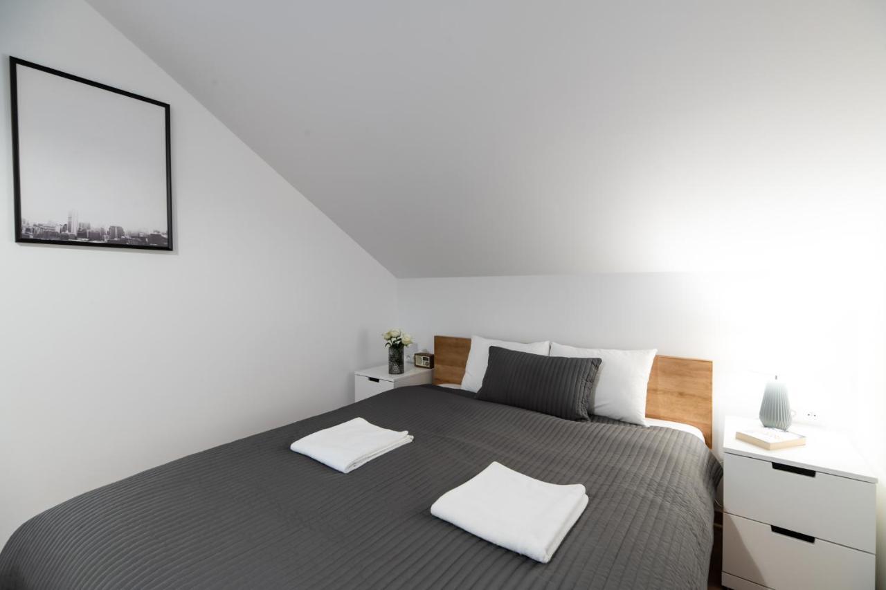 Neo Unique & Bright Apartments, Free Parking, 15Min Old Town & Kazimierz - By Homelike Krakow Exterior photo
