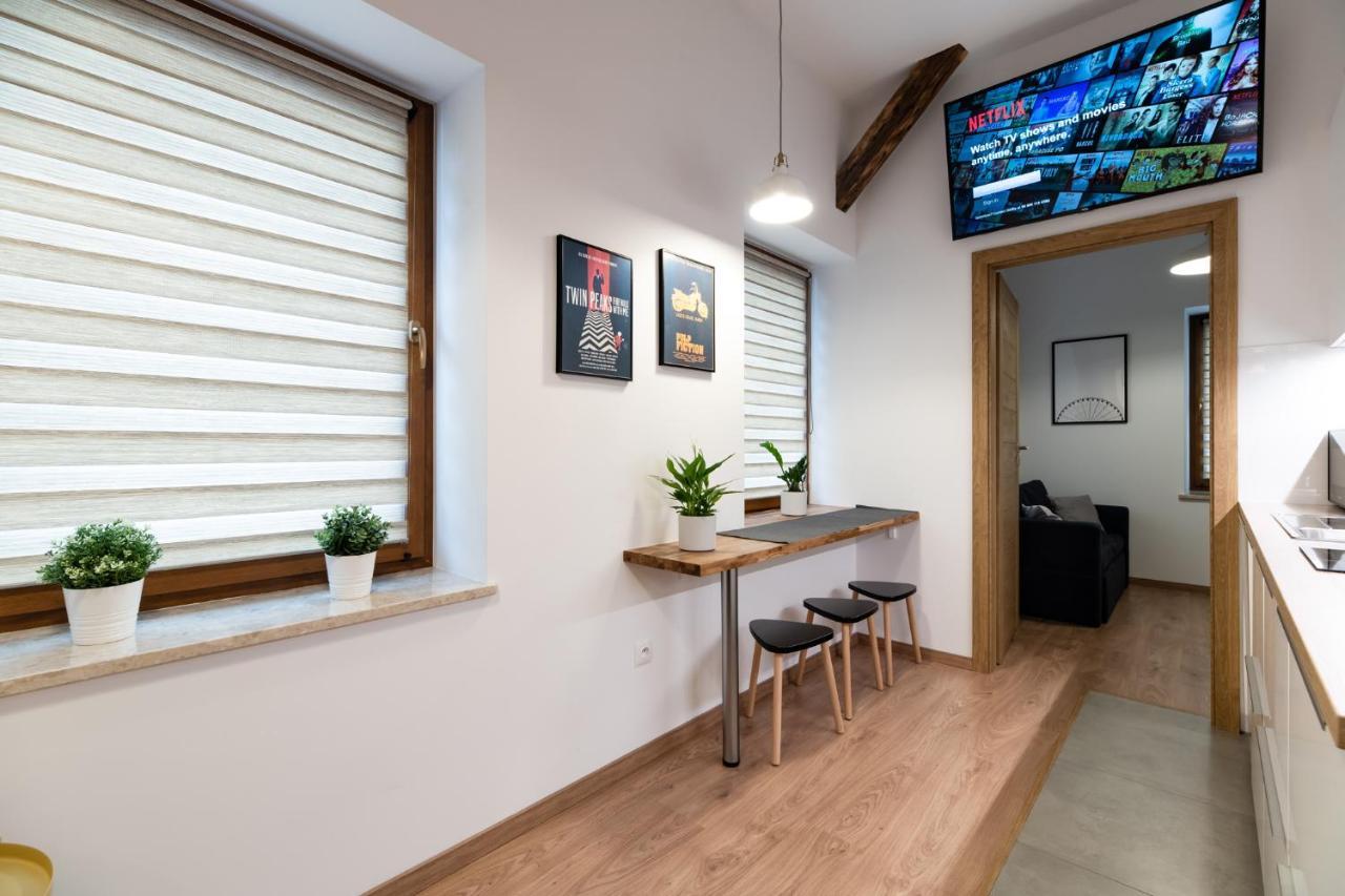 Neo Unique & Bright Apartments, Free Parking, 15Min Old Town & Kazimierz - By Homelike Krakow Exterior photo